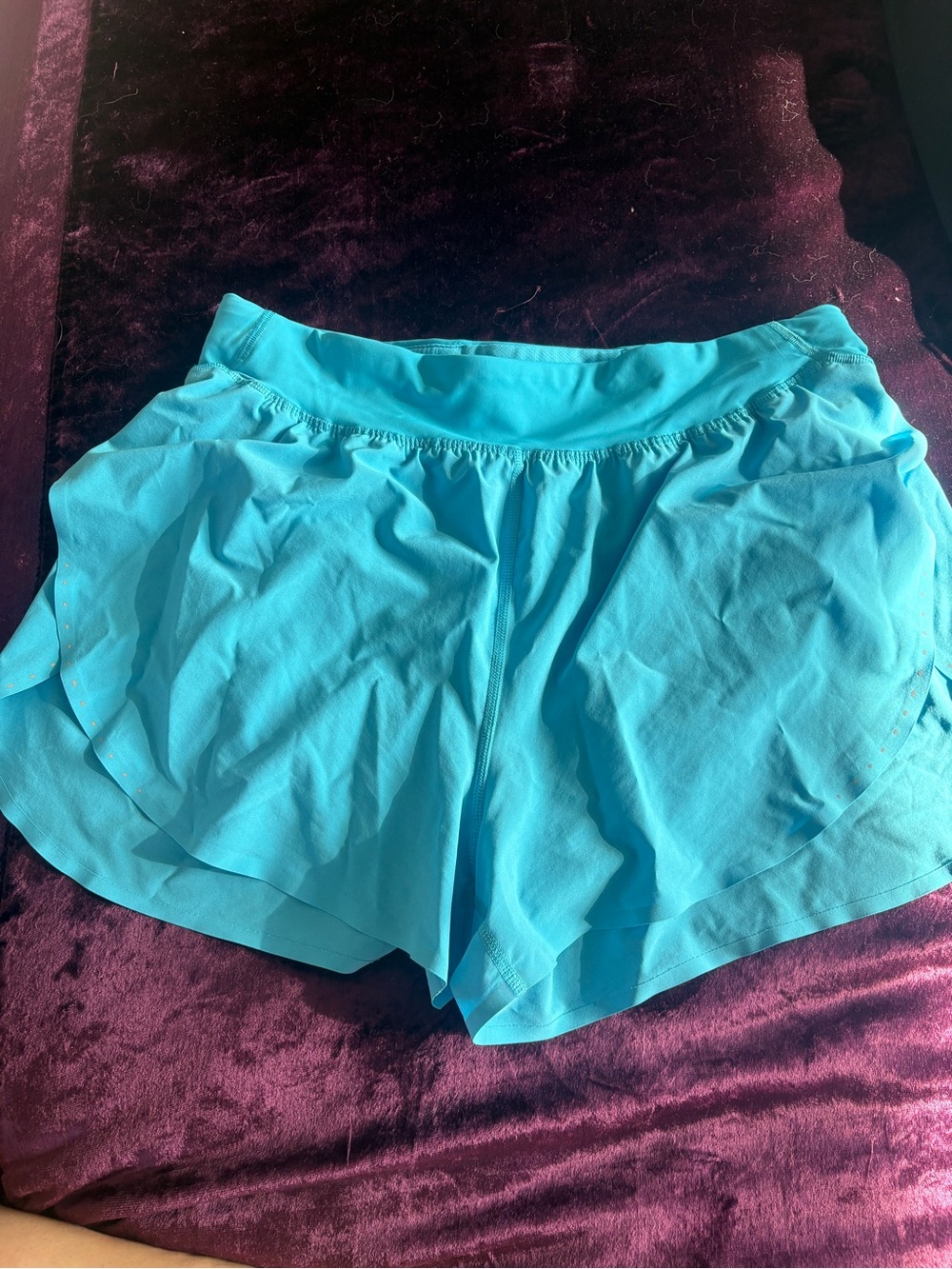 Lululemon Kayak Blue Fast and Free shorts - Picture 3 of 4